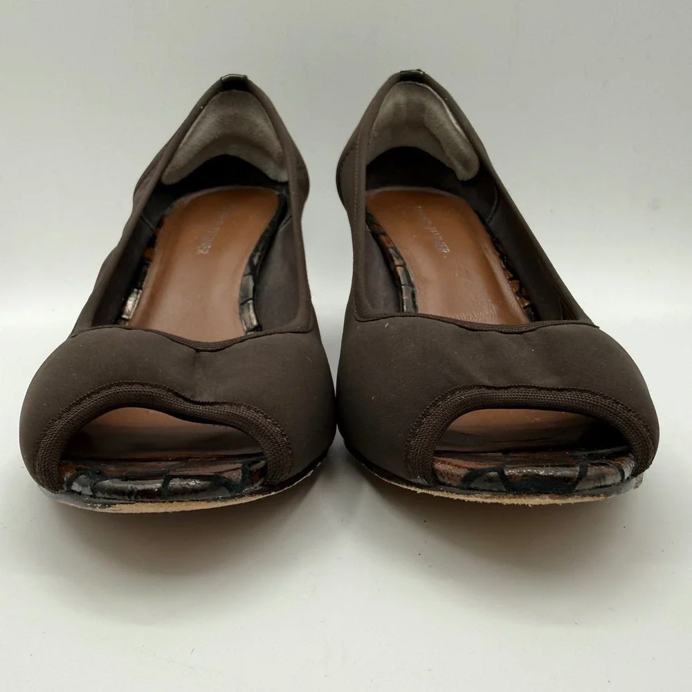Donald J Pliner Brown Fabric Peep Toe Wedge Pumps Croc Embossed Heel 8.5M
